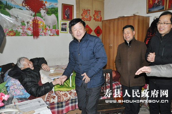 张来宾,杨之江开展春节送温暖活动_寿县人民政府