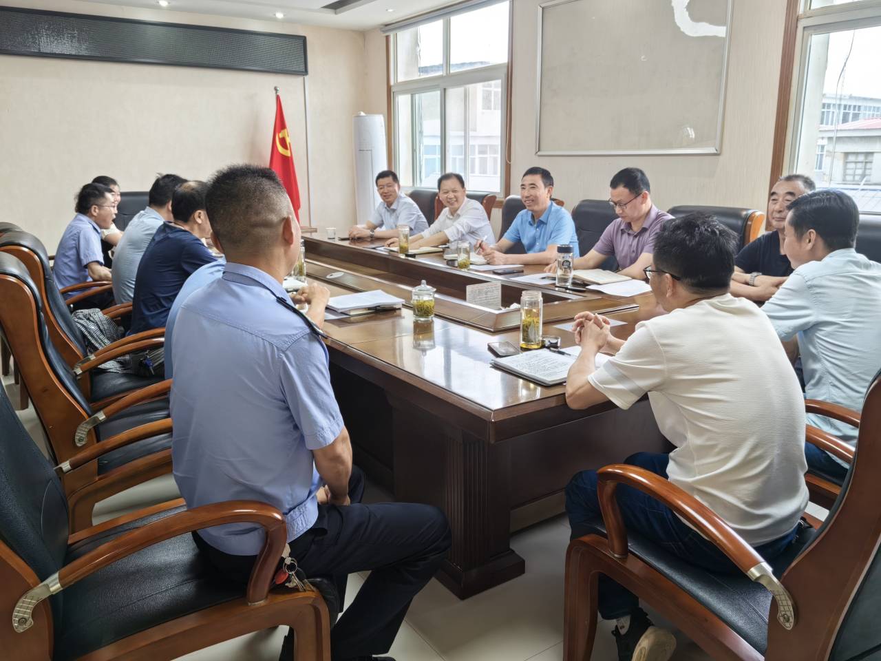 您的位置:>首页>信息公开>寿县司法局>机构领导>领导活动>唐局长一行