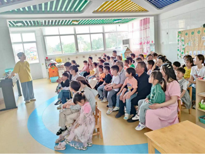 您的位置:>首页>信息公开>寿县迎河幼儿园>校园安全> 0活动结束后