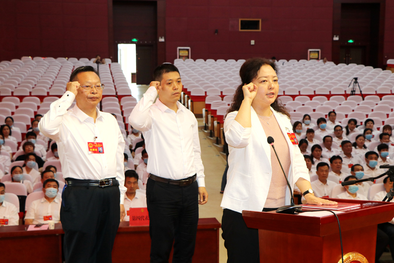 寿县第十七届人民代表大会第六次会议胜利闭幕