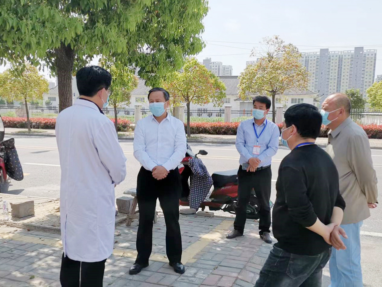 牛方括到医疗卫生机构督导疫情防控工作_寿县人民政府